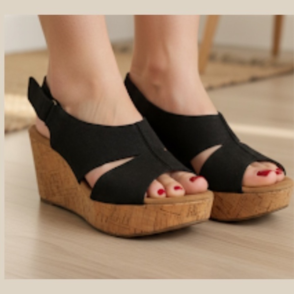 Clarks Artisan Cork Wedge Platform Sandals Women's Size 9.5M Black Leather Strap